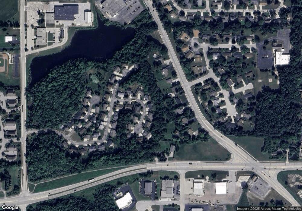 409 Kames Cove, Slinger, WI 53086 - photo 1