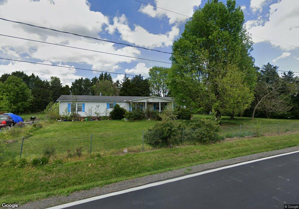 404 Shumaker Dr, Statesville, NC 28625 - photo 1