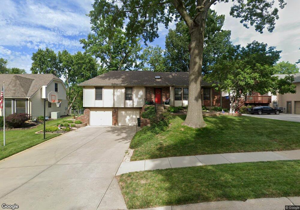 6920 Park St, Shawnee, KS 66216 - photo 1