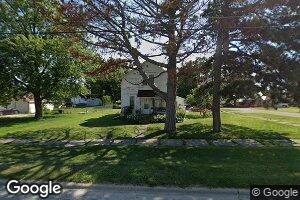 303 SE 2nd St, Galva, IL 61434