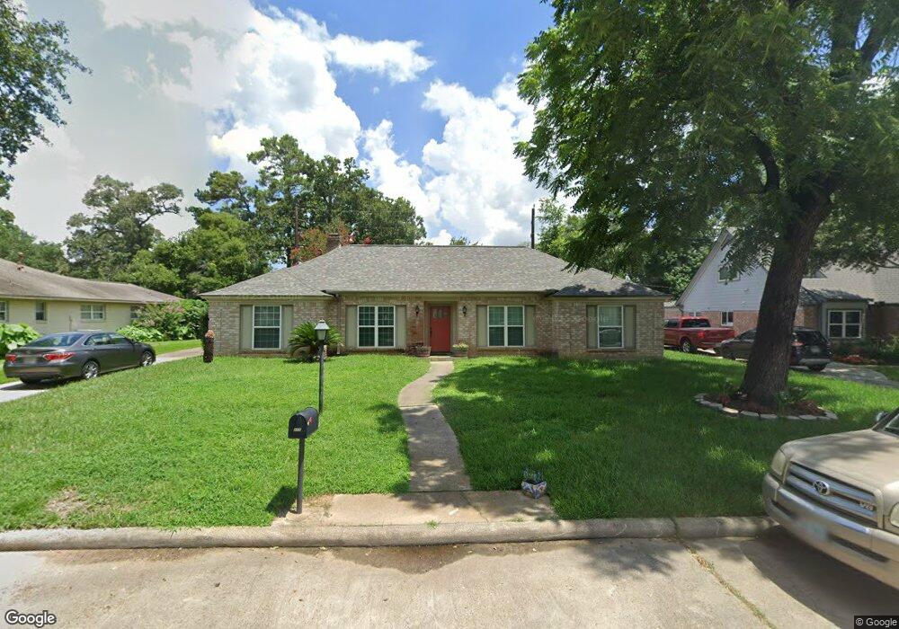 718 Shadowbrook Dr, Spring, TX 77380 - photo 1
