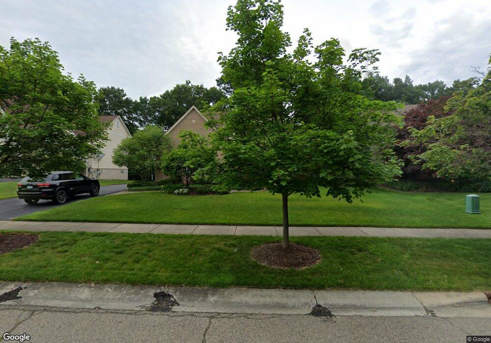 4649 Walnut Glen Ct, West Bloomfield, MI 48323 - photo 1