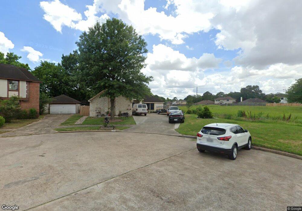 6227 Downwood Forest Dr, Houston, TX 77088 - photo 1