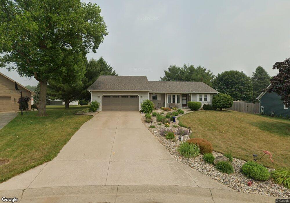 412 Jeri Ct, New Carlisle, IN 46552 - photo 1