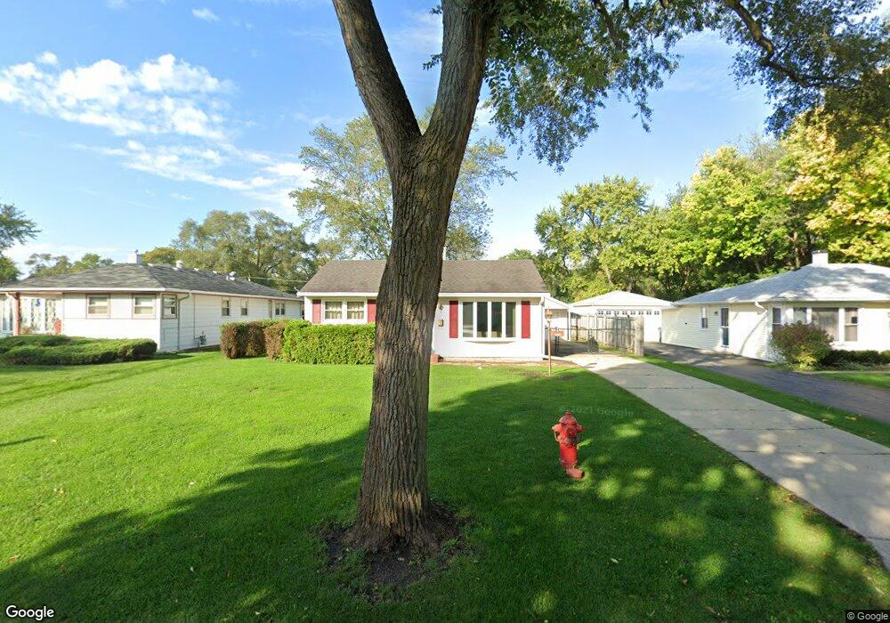 2303 Robin Ln, Rolling Meadows, IL 60008 - photo 1