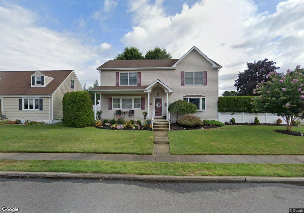 824 Rutgers Rd, Franklin Square, NY 11010 - photo 1