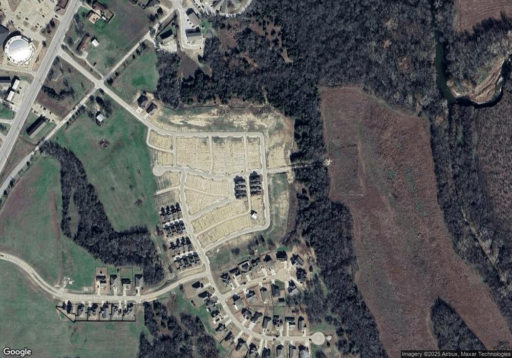 1342 Almond Ln, Gainesville, TX 76240 - photo 1