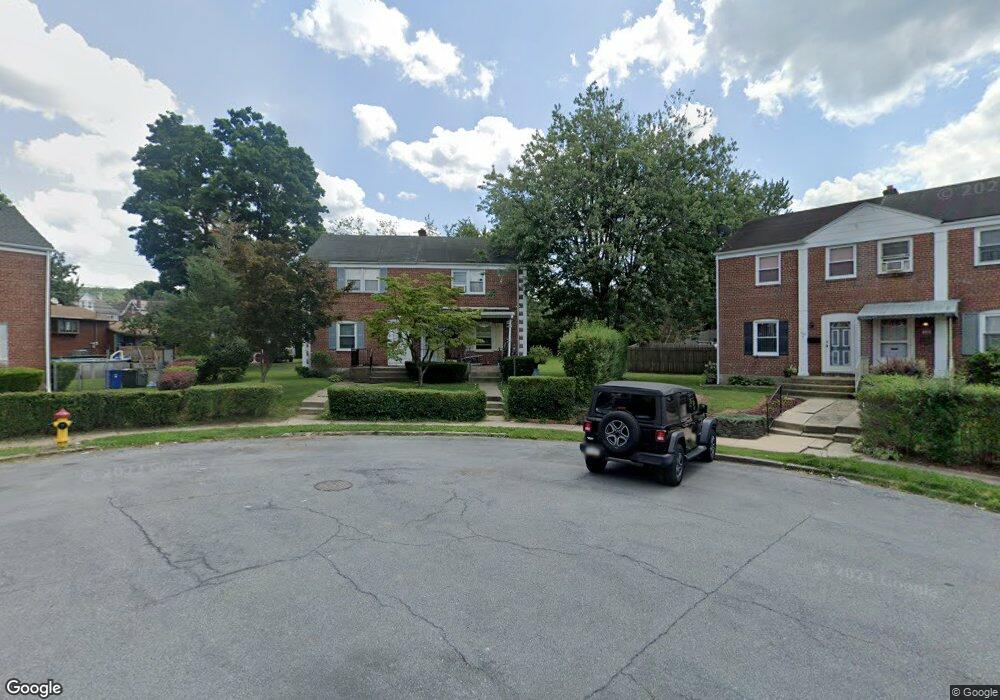 524 W Barner St unit 1, Allentown, PA 18103 - photo 1