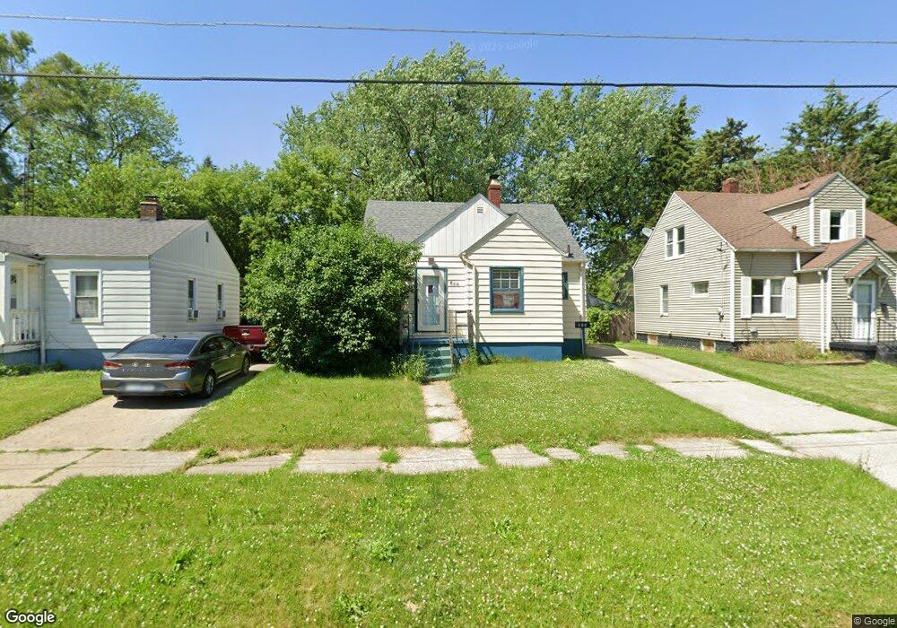 840 SiMcOe Ave, Flint, MI 48507 - photo 1