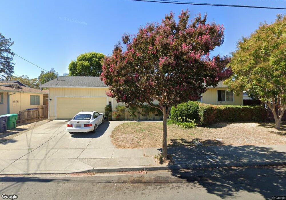 2745 Santa Clara St, Napa, CA 94558 - photo 1