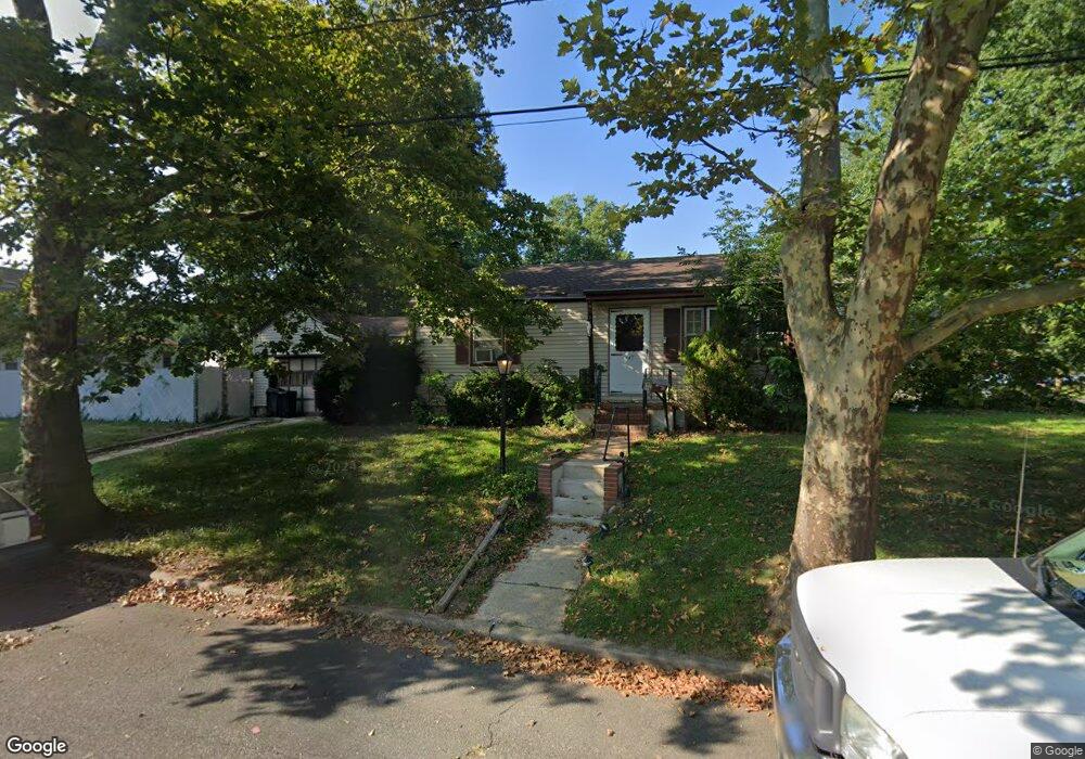 645 Hemlock St, Rahway, NJ 07065 - photo 1