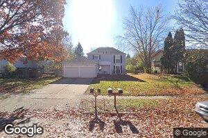 2730 Narraganset Dr, Lansing, MI 48910