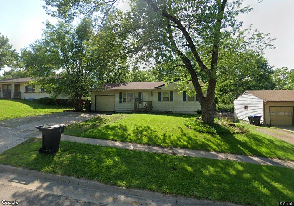 3709 SE Truman Ave, Topeka, KS 66609 - photo 1
