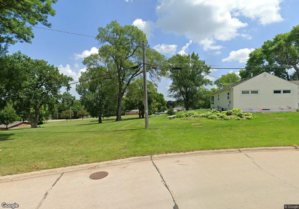 2821 Southland St SW, Cedar Rapids, IA 52404 - photo 1