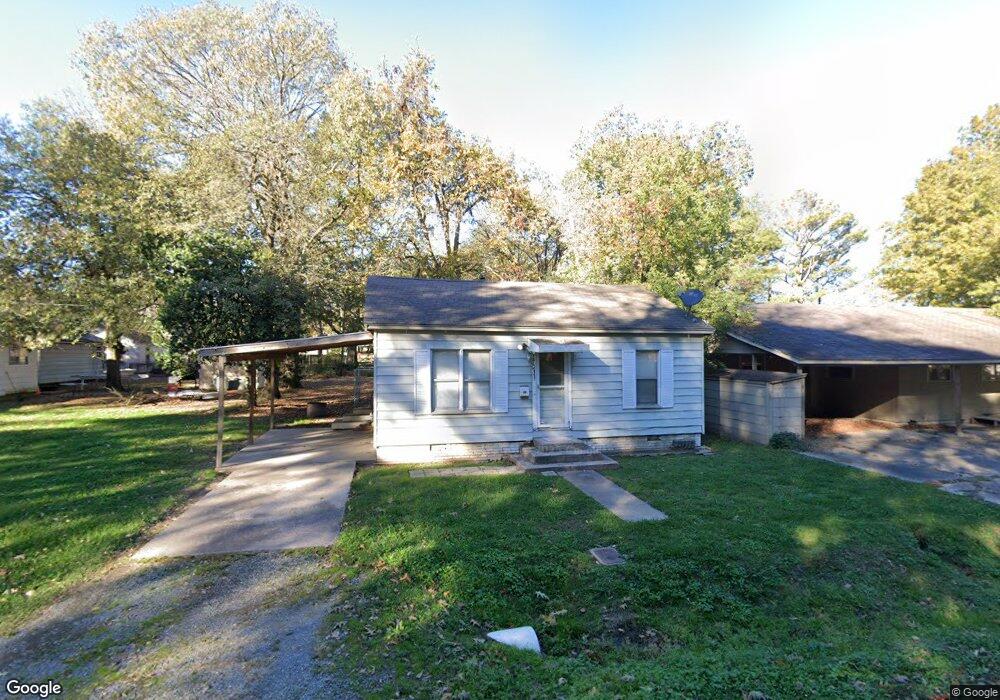 1310 S Columbus St, Stuttgart, AR 72160 - photo 1
