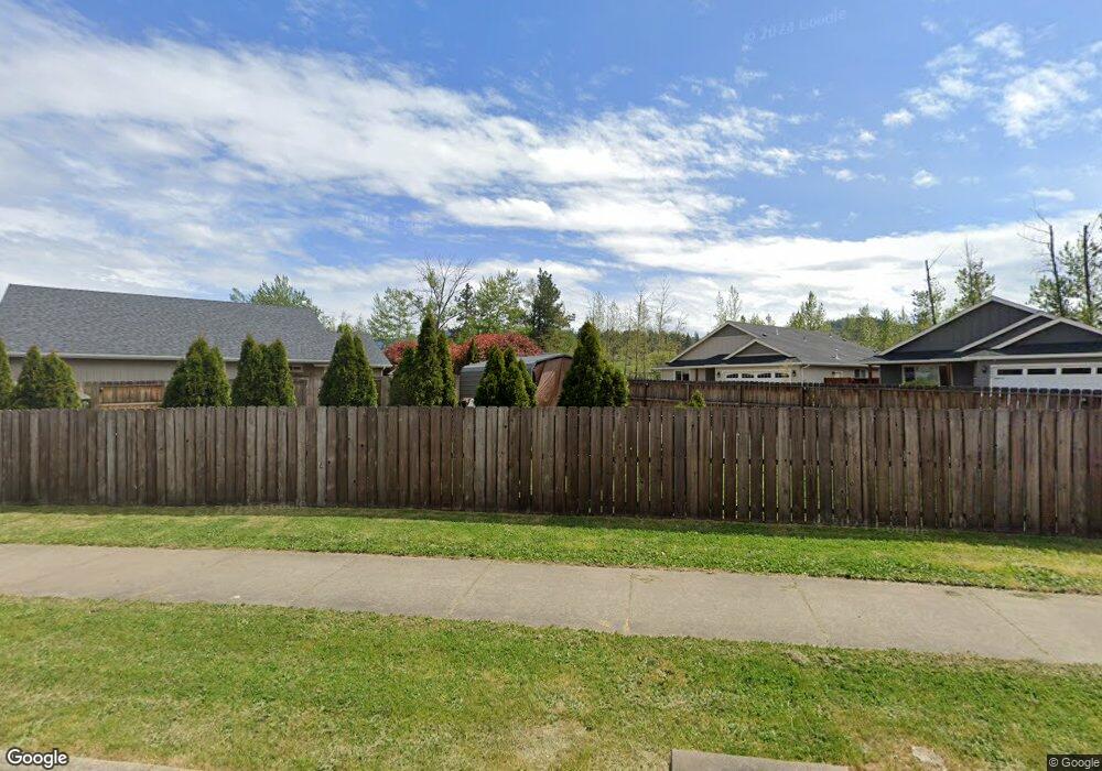 1725 Kellenbeck Ave, Grants Pass, OR 97527 - photo 1