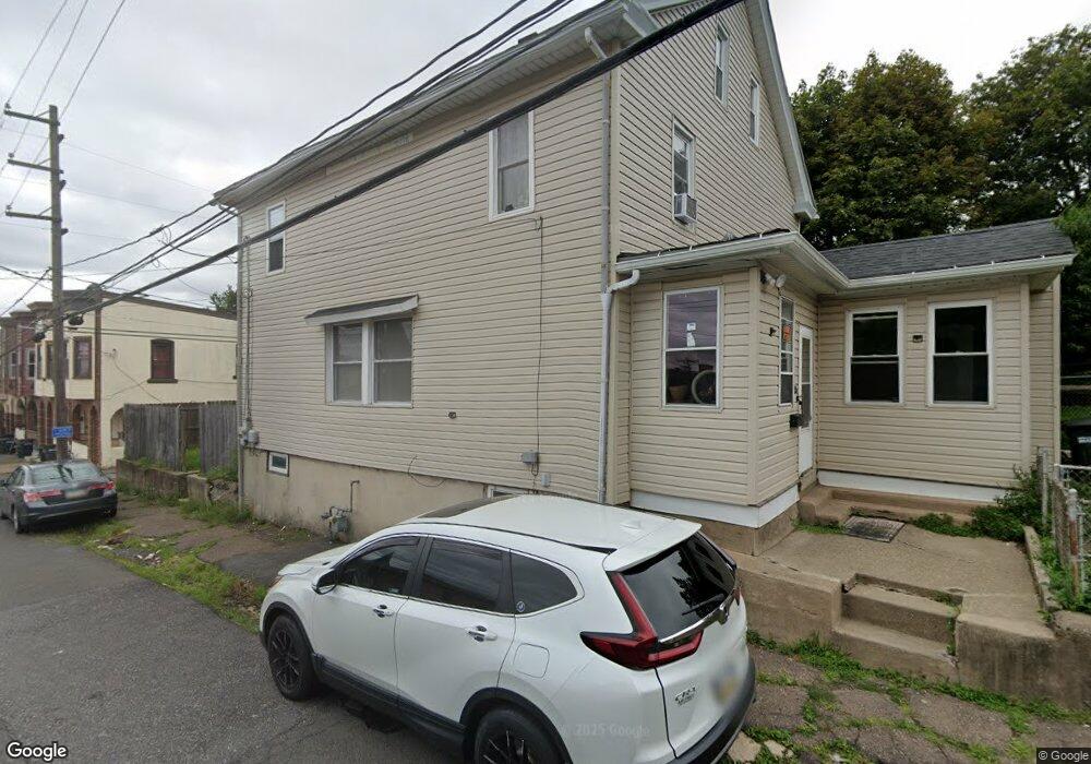 15 W 7th St, Hazleton, PA 18201 - photo 1