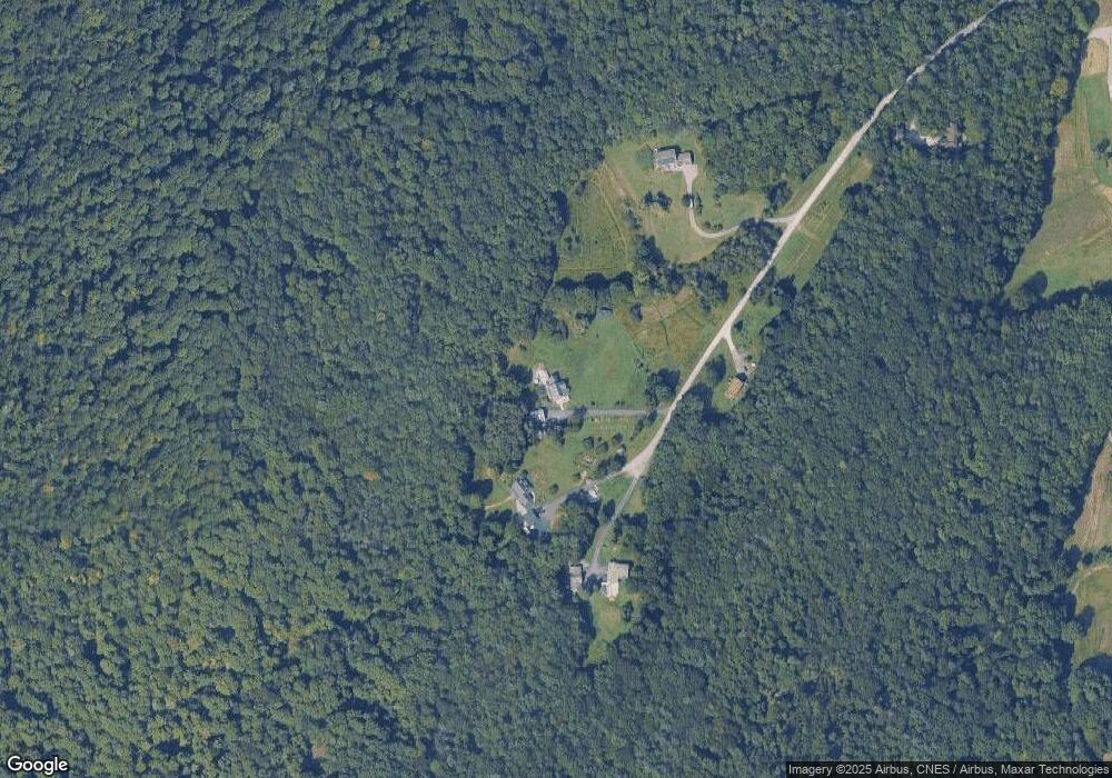 61 White Pine Rd, Fairfax, VT 05454 - photo 1