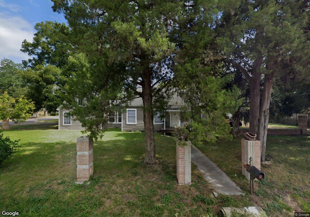 5220 Barrett St, Houston, TX 77022 - photo 1