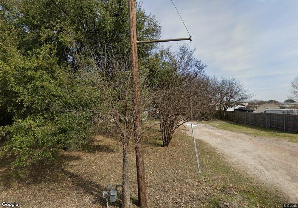 1214 S Mulberry St, Ennis, TX 75119 - photo 1