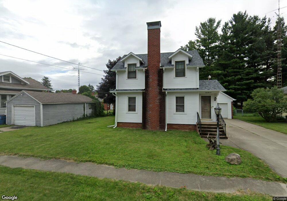 611 Bond St, La Porte, IN 46350 - photo 1