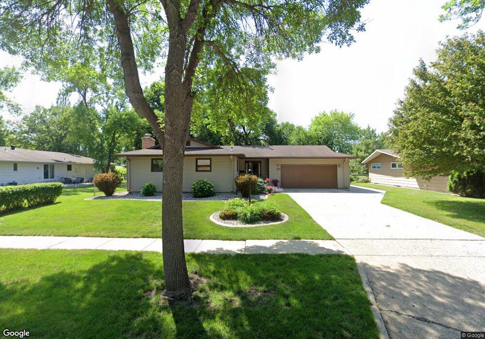 2308 Lilac Ln N, Fargo, ND 58102 - photo 1