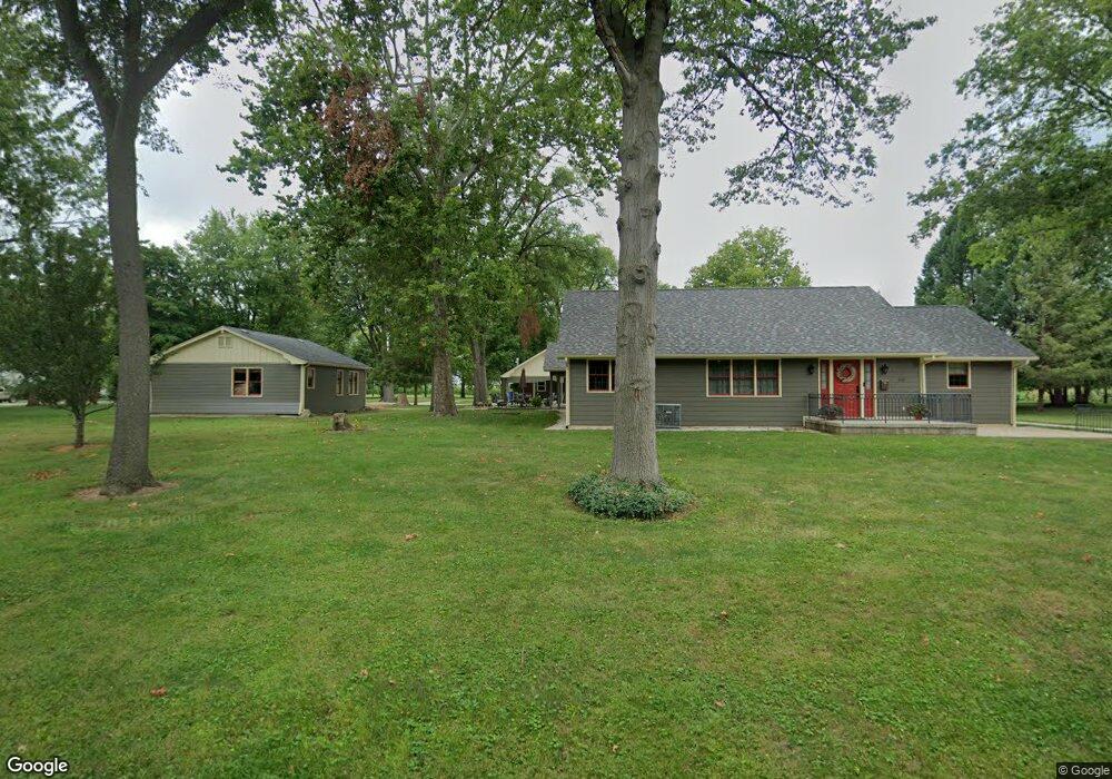 743 S Cass St, Virginia, IL 62691 - photo 1