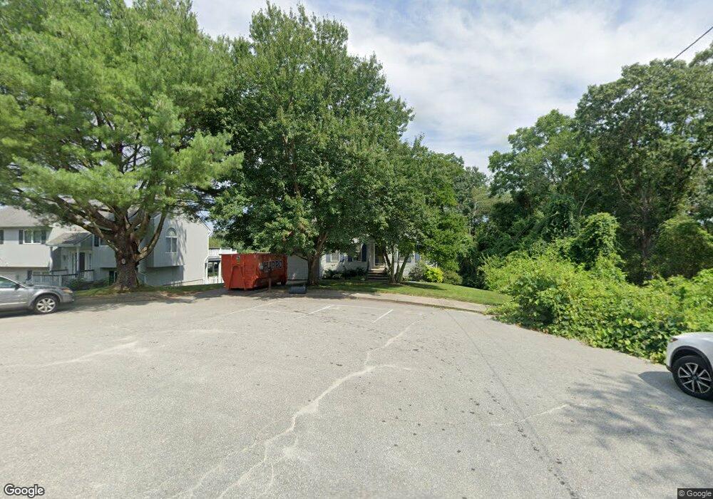 40 Woodcrest Ct, Cranston, RI 02921 - photo 1