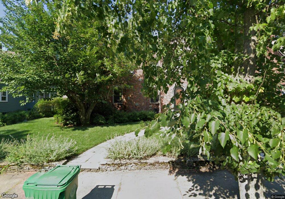 12 Burnside Rd, Newton Highlands, MA 02461 - photo 1