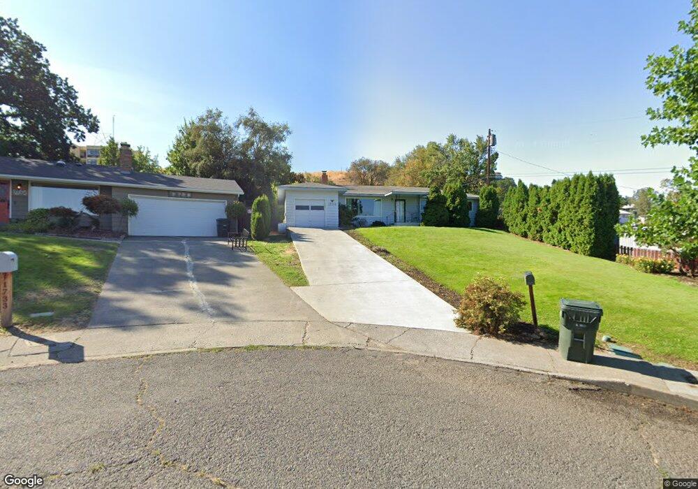 1704 E 16th St, the Dalles, OR 97058 - photo 1