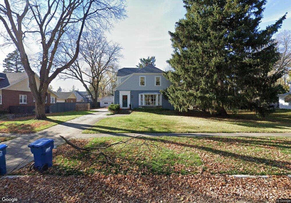 123 S Calumet Ave, Aurora, IL 60506 - photo 1