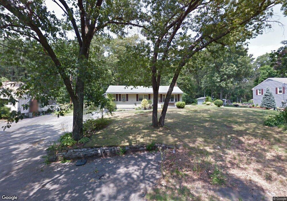 38 Brentwood Rd, Woburn, MA 01801 - photo 1