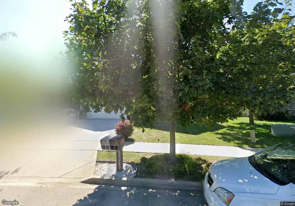 330 S Kyle Dr, Waukegan, IL 60085 - photo 1