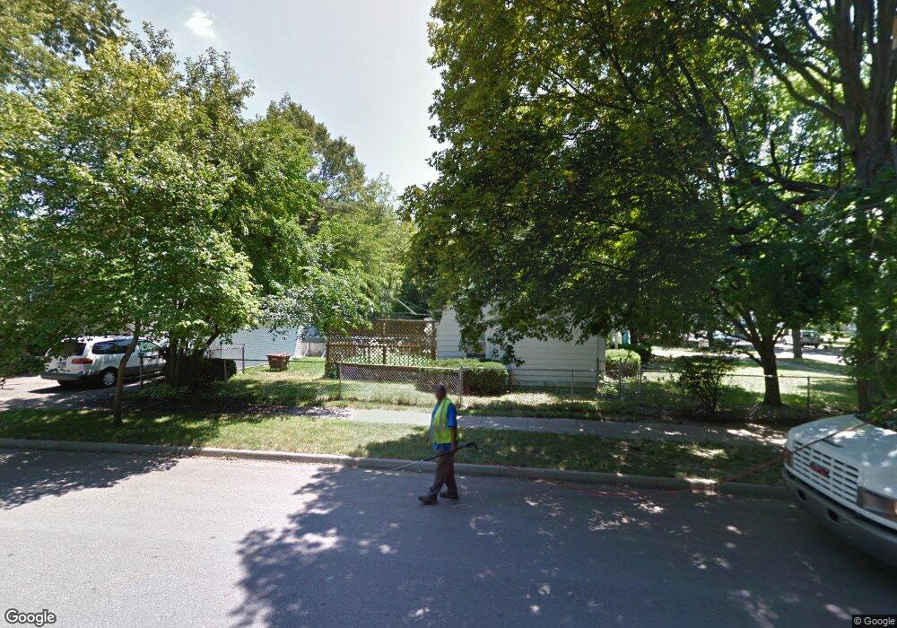 2203 Wellington Rd, Lansing, MI 48910 - photo 1