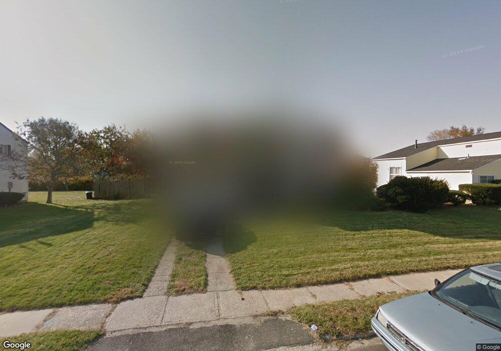 30 Rainbow Ln, Amityville, NY 11701 - photo 1