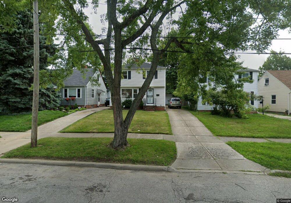 5539 South Blvd, Maple Heights, OH 44137 - photo 1