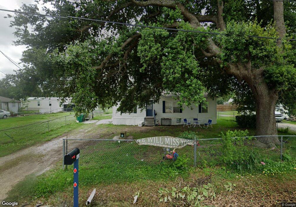 918 Manuel Rd, Lake Charles, LA 70607 - photo 1