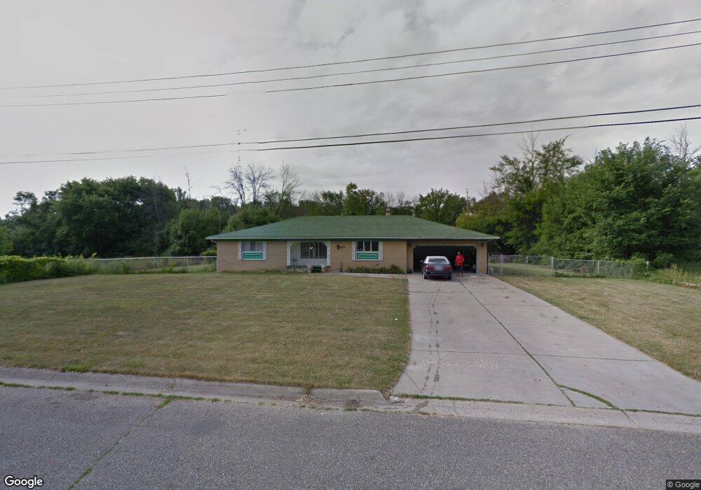 1390 Holtslander Ave, Flint, MI 48505 - photo 1