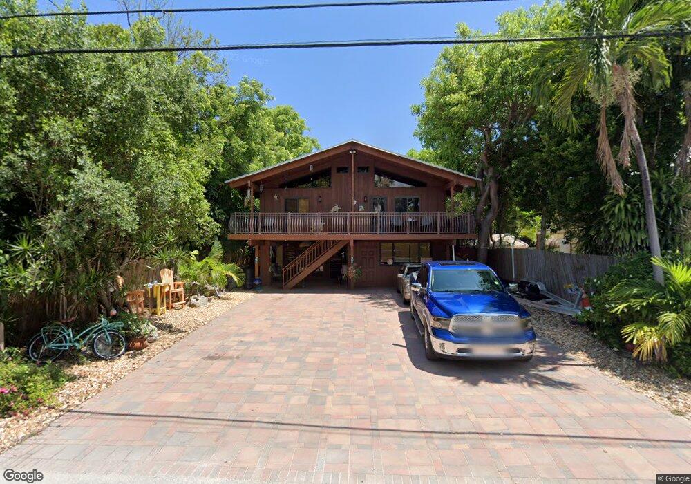 138 Ocean View Dr, Tavernier, FL 33070 - photo 1