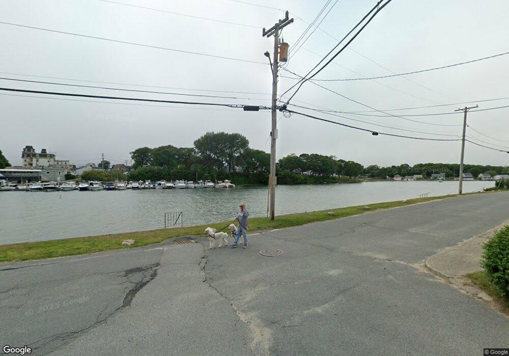 1 Holly Cir, Buzzards Bay, MA 02532 - photo 1