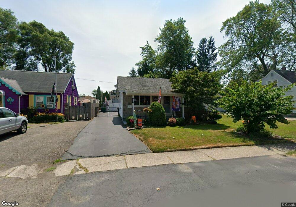 761 Lee Ave, North Tonawanda, NY 14120 - photo 1