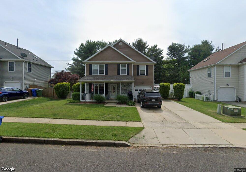 304 Hunters Rd, Swedesboro, NJ 08085 - photo 1