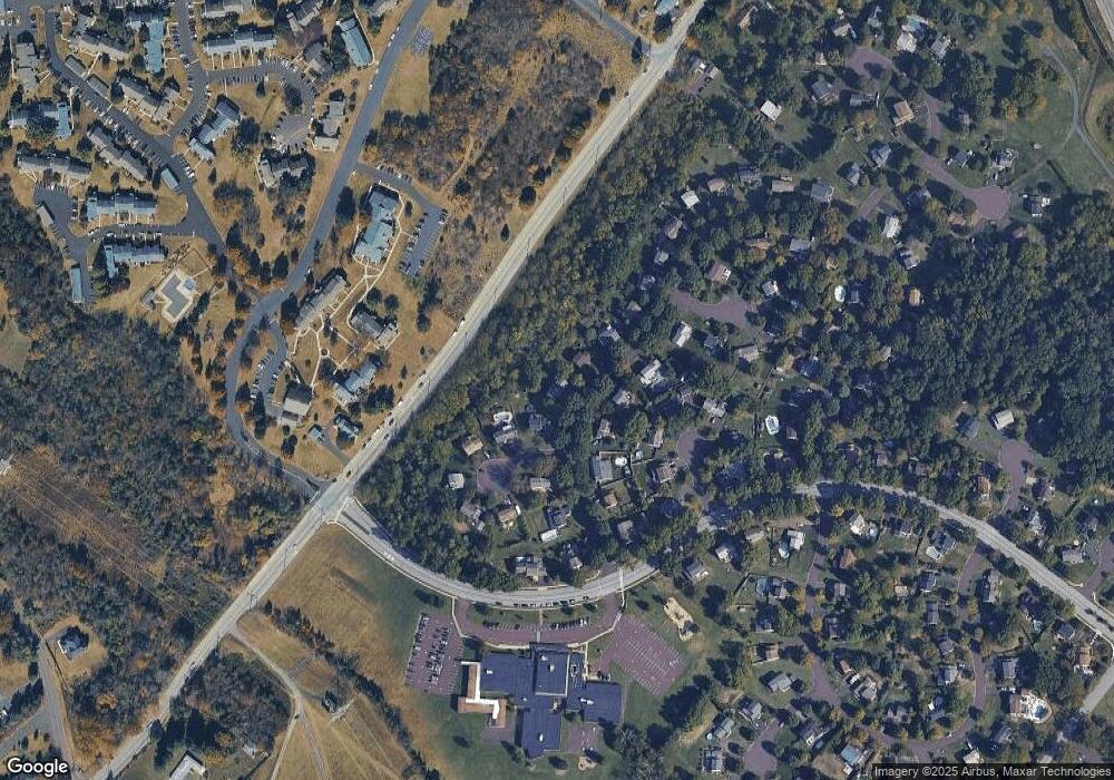 1990 Bishopwood Blvd W, Harleysville, PA 19438 - photo 1