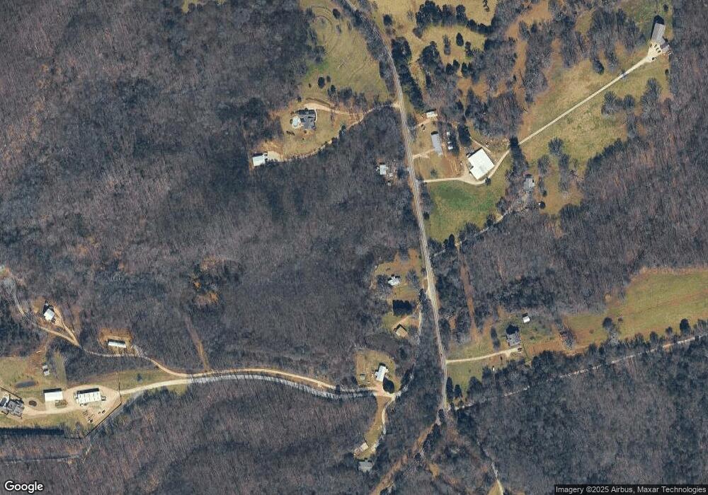 1069 Hickory Flat Rd, Gillsville, GA 30543 - photo 1