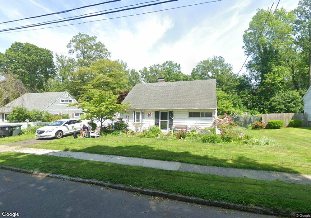 92 Wepawaug Dr, Milford, CT 06461 - photo 1