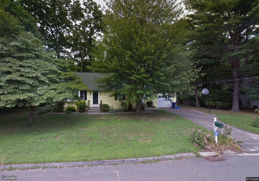 14 Raynor Ave, Trumbull, CT 06611 - photo 1