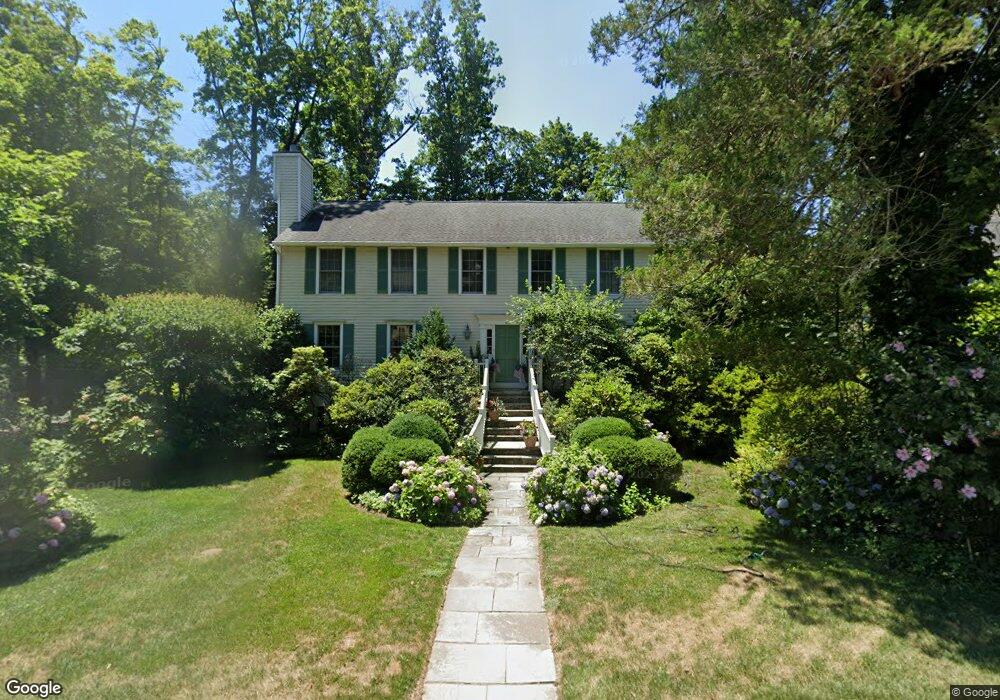 96 Brookside Dr, Greenwich, CT 06831 - photo 1