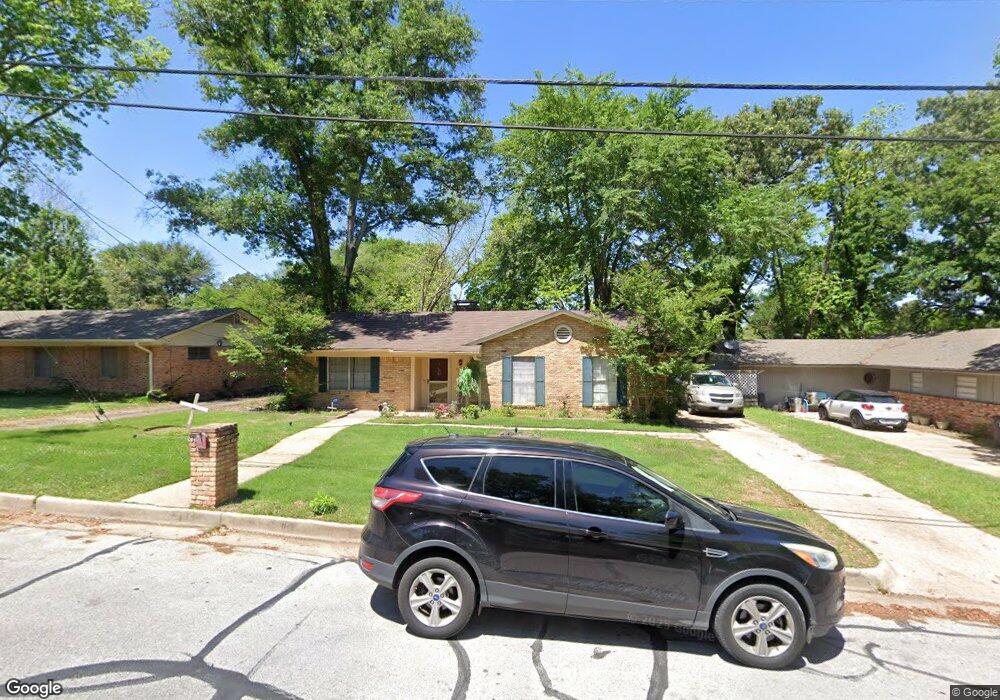 2812 Amy Ln, Tyler, TX 75701 - photo 1