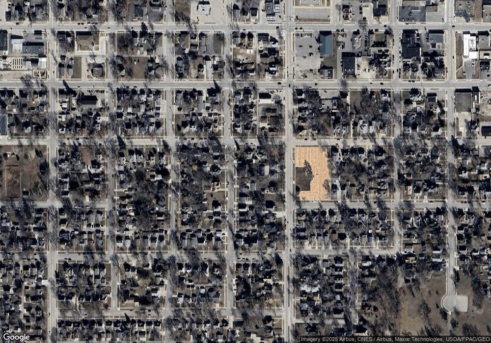 305 5th St SW, Austin, MN 55912 - photo 1