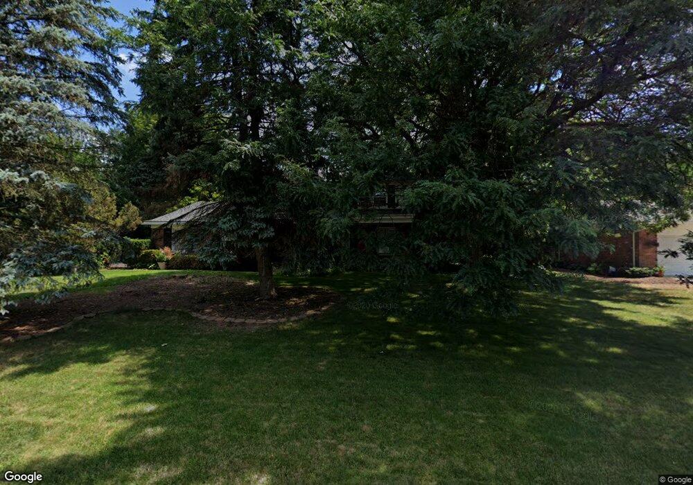 2829 Rambling Way, Bloomfield Hills, MI 48302 - photo 1